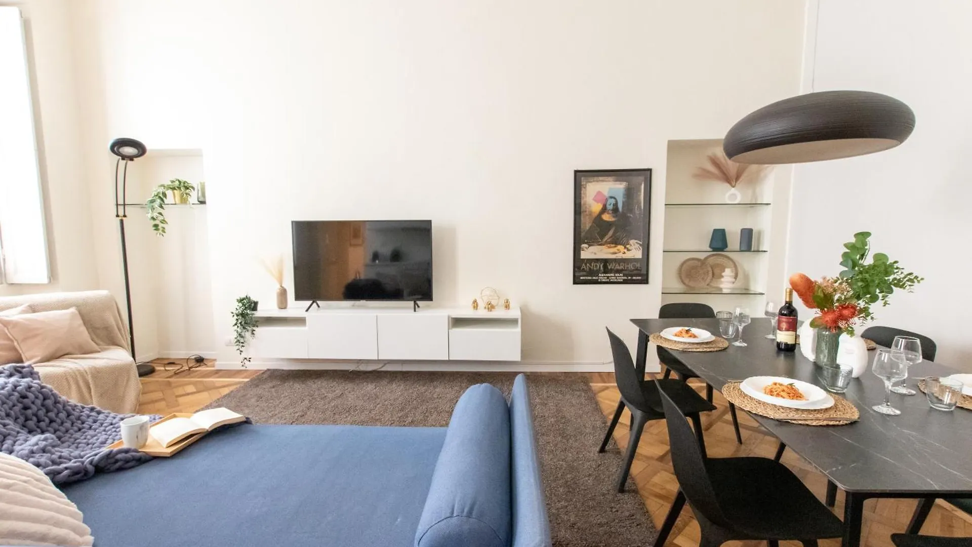 Luxury Apartment Near Duomo Italia 38 Milan